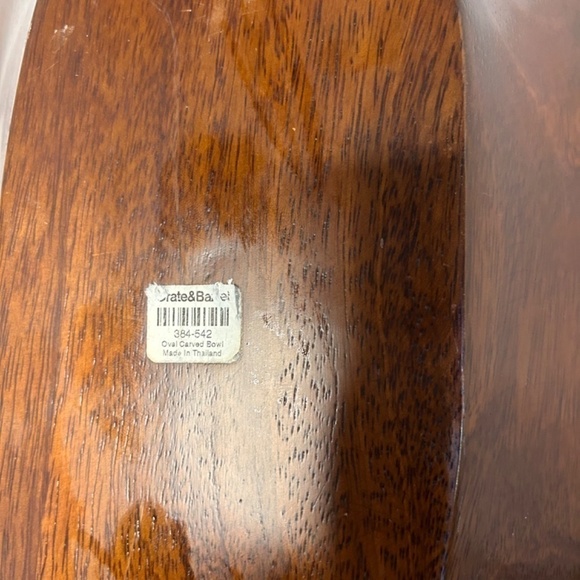 Crate and Barrel Wooden Oval Carved Bowl Made In Thailand Brown 15-1/2x9-1/4x2-3 - Picture 6 of 6